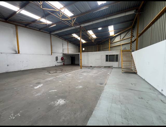 361M² WAREHOUSE TO LET IN KYA SANDS